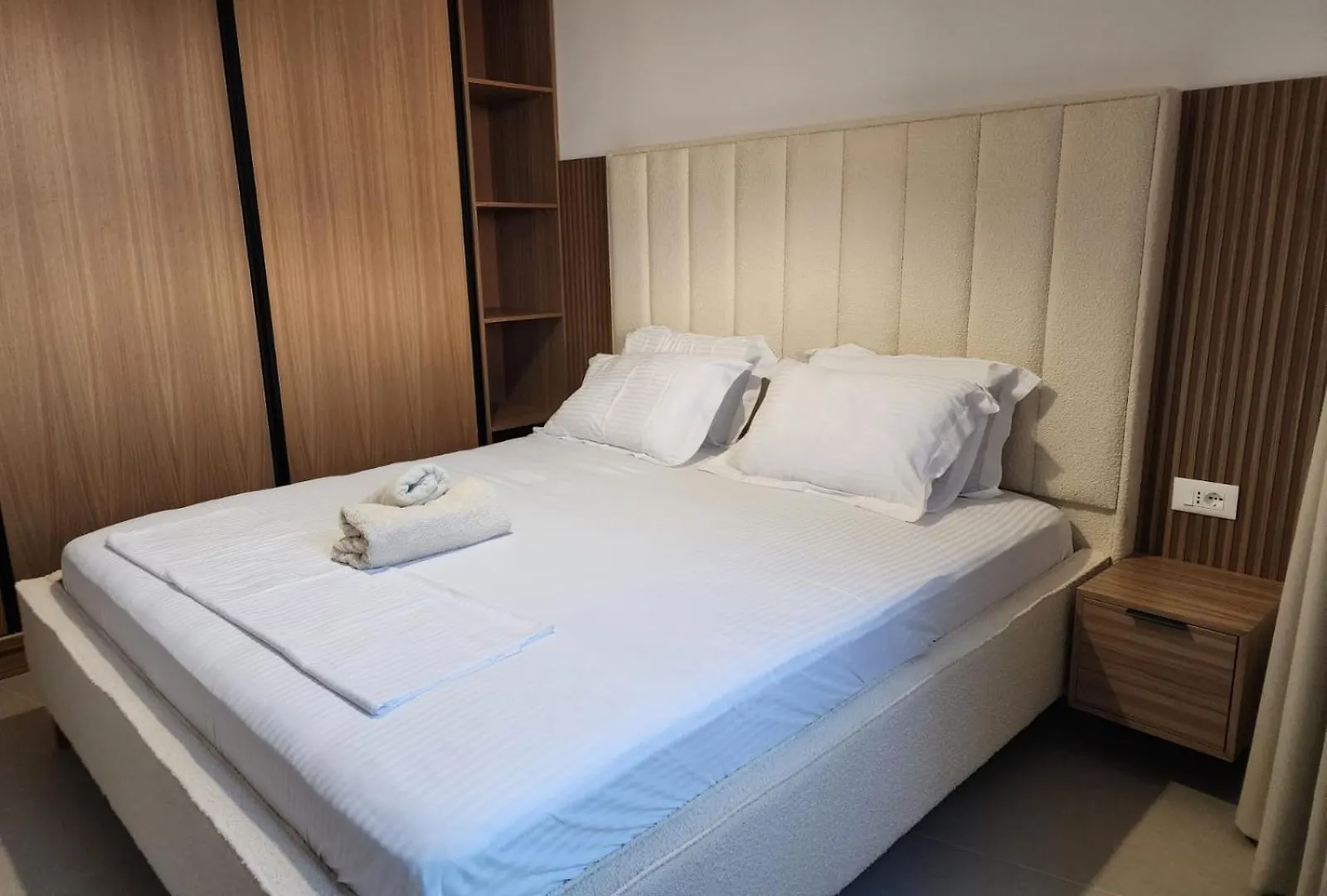 White Residence 3 Saranda