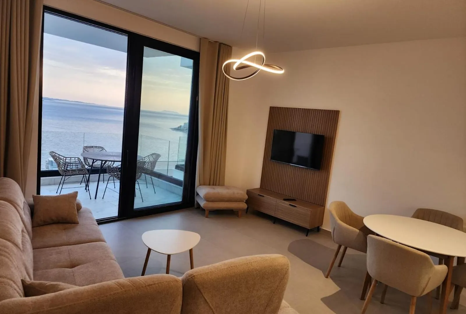 White Residence 3 Saranda 0*,  Albania